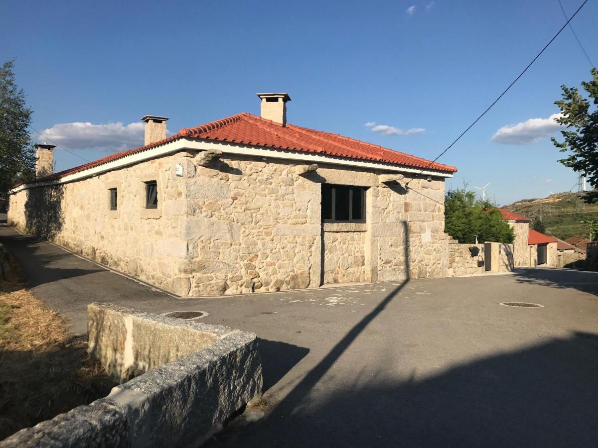 Quinchoso Dos Bentos Villa Вила Пука де Агияр Екстериор снимка